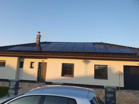 Fotografie realizace: Rodinný dům — 9,9 kWp s baterií