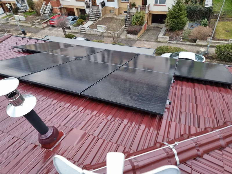 Fotografie 1 z realizace Rodinný dům — 12,9 kWp s baterií a NZÚ