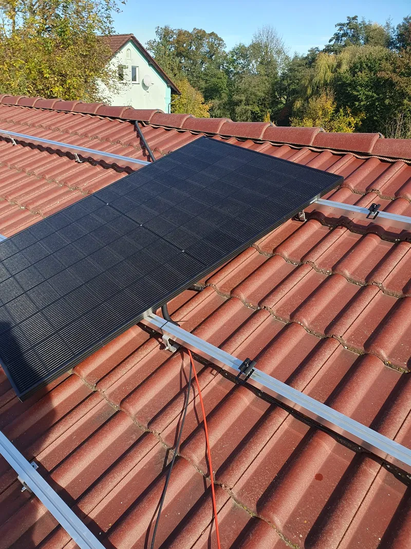 Fotografie 2 z realizace Rodinný dům — 10 kWp s baterií a NZÚ